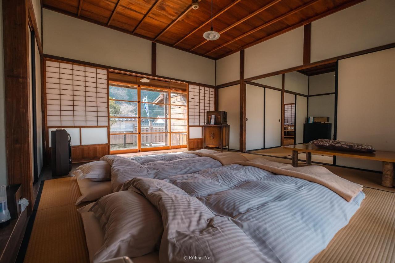 Japan'S Oldest Remaining Company Housing Villa Asago Exterior photo