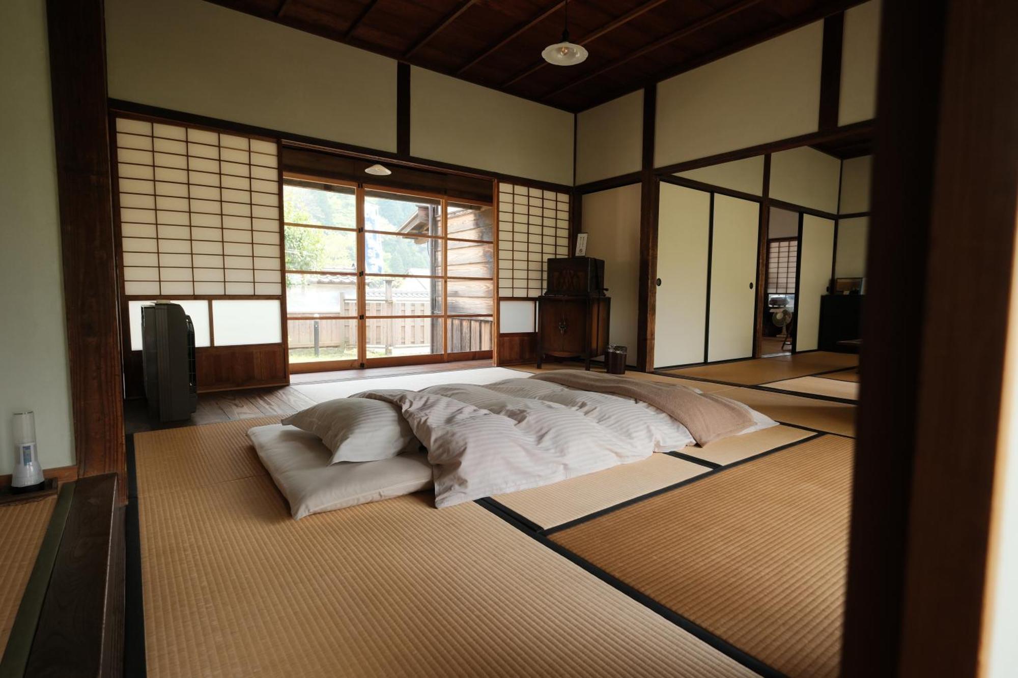 Japan'S Oldest Remaining Company Housing Villa Asago Exterior photo